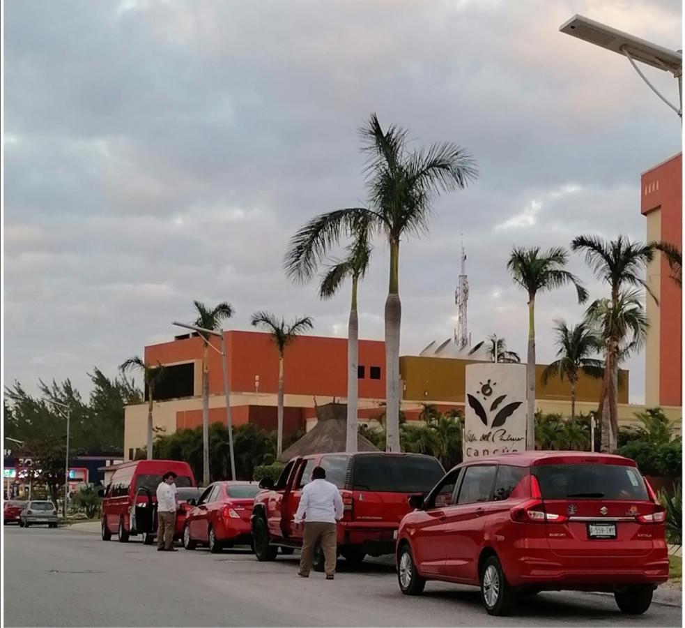 Punta Sam In Front Isla Mujeres Lägenhet Cancún Exteriör bild